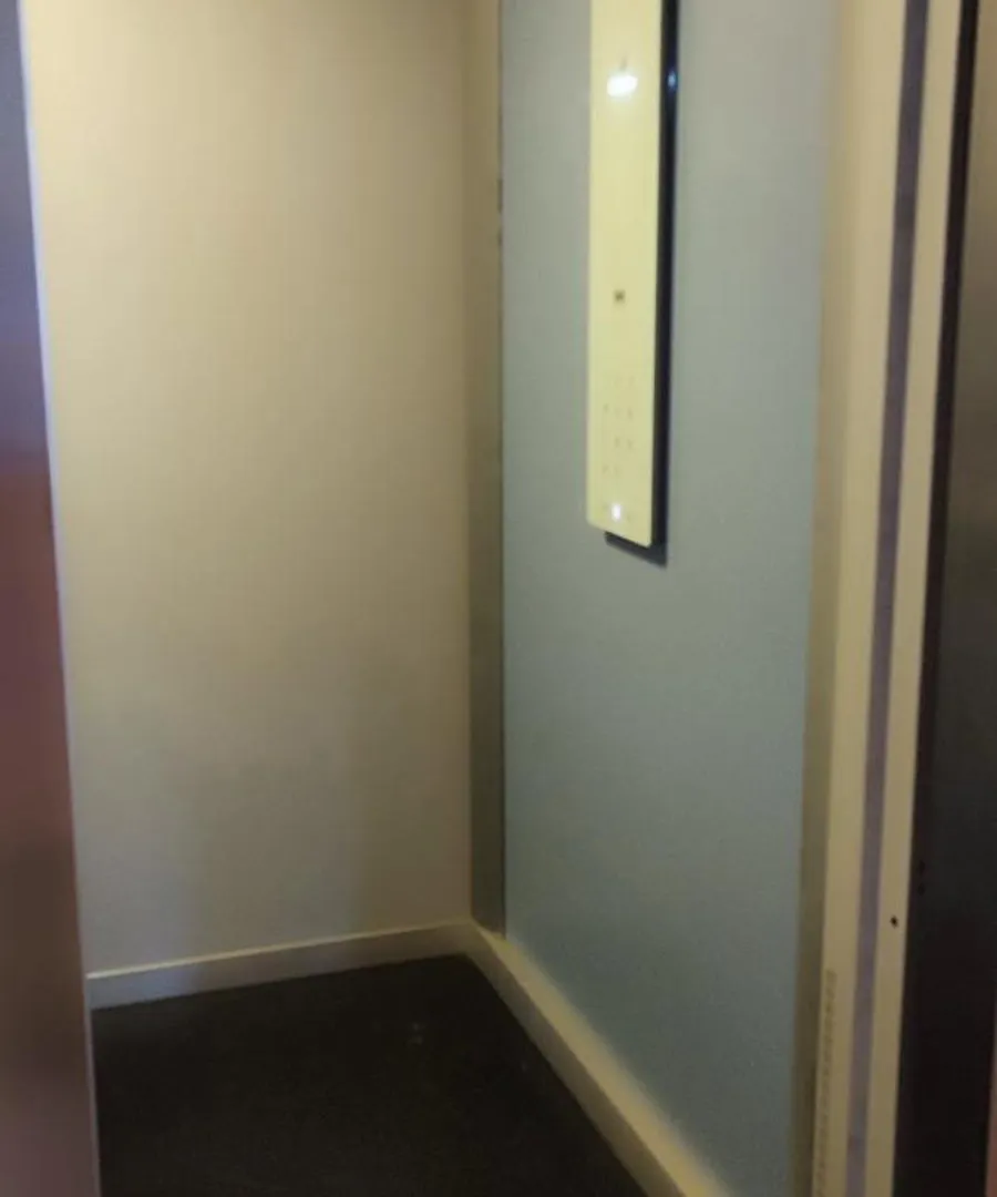 Parri 33 Bologna Fiera 4+1 Guest Parking On Demand Apartment