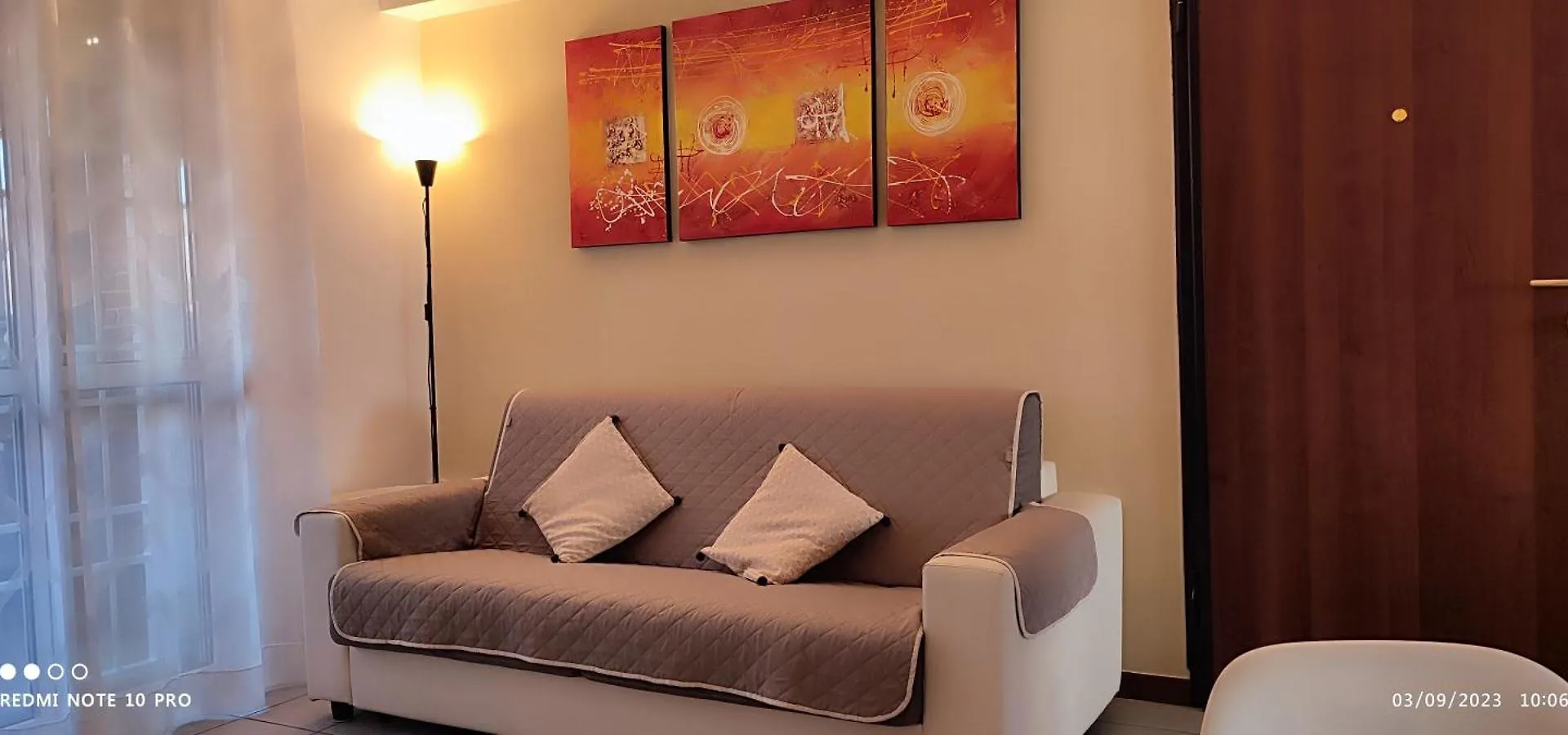 Parri 33 Bologna Fiera 4+1 Guest Parking On Demand Apartment 0*,  Italy