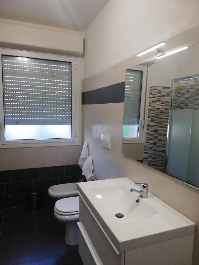 Parri 33 Bologna Fiera 4+1 Guest Parking On Demand Appartement