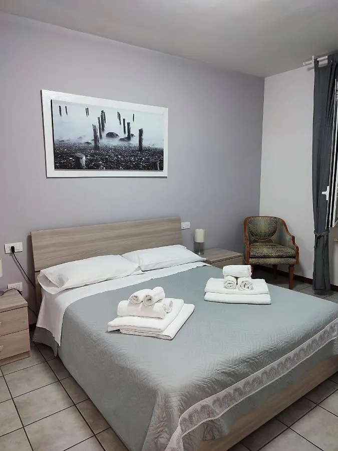 Parri 33 Bologna Fiera 4+1 Guest Parking On Demand Appartement 0*,  Italië